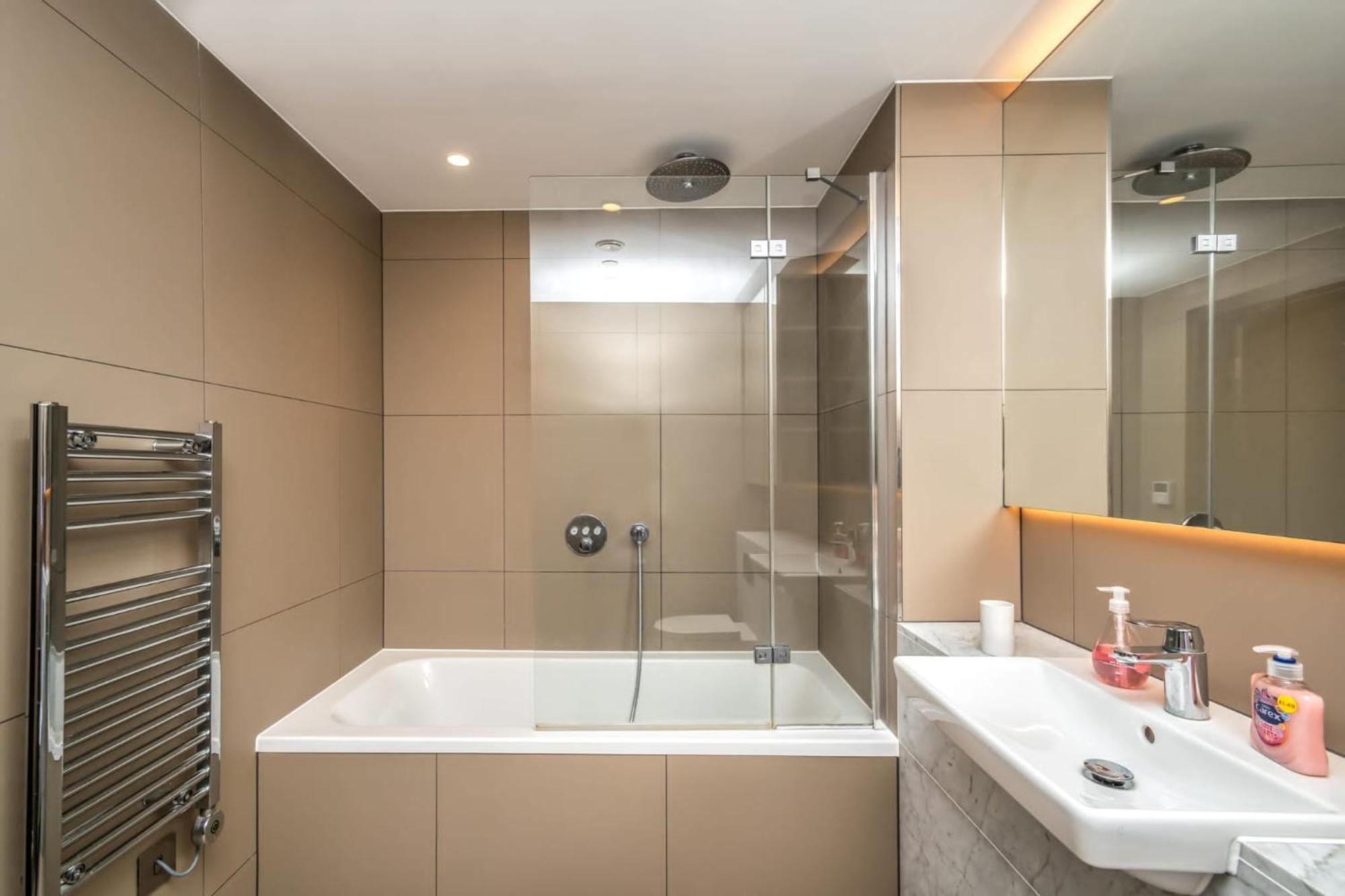Luxury 2 Bedroom Apartment In Tower Hill London Luaran gambar
